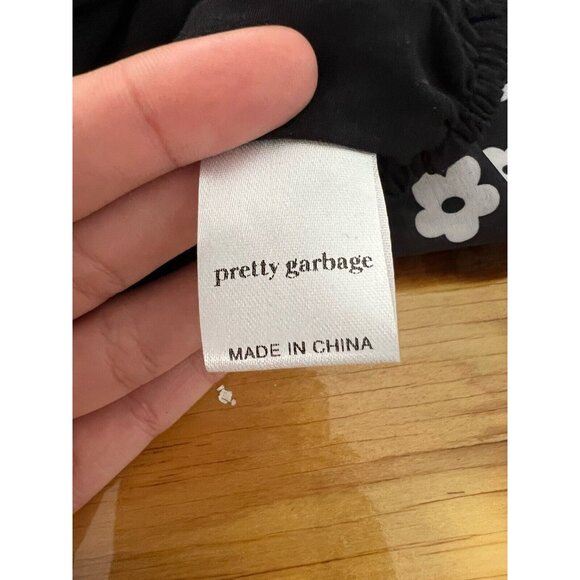 Pretty Garbage Women Floral Tied Crop Top Size Medium Boho Peasant Hippie Preppy - Picture 10 of 12